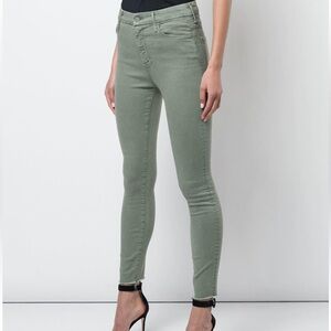 Mother High Waisted Looker Ankle Fray Jeans Size 28 Trespassing Army Green